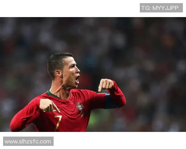 壁纸足球明星C罗精彩瞬间图文分享尽享球场魅力与激情 壁纸足球明星C罗精彩瞬间图文分享尽享球场魅力与激情