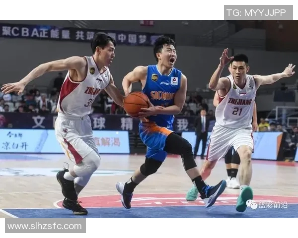 深圳篮球队近期状态分析与表现评估探讨 深圳篮球队近期状态分析与表现评估探讨